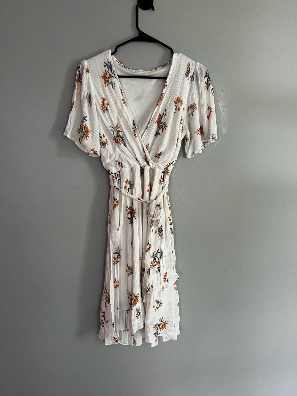 Orange Creek Floral Wrap Midi Dress M White Boho Tie Waist